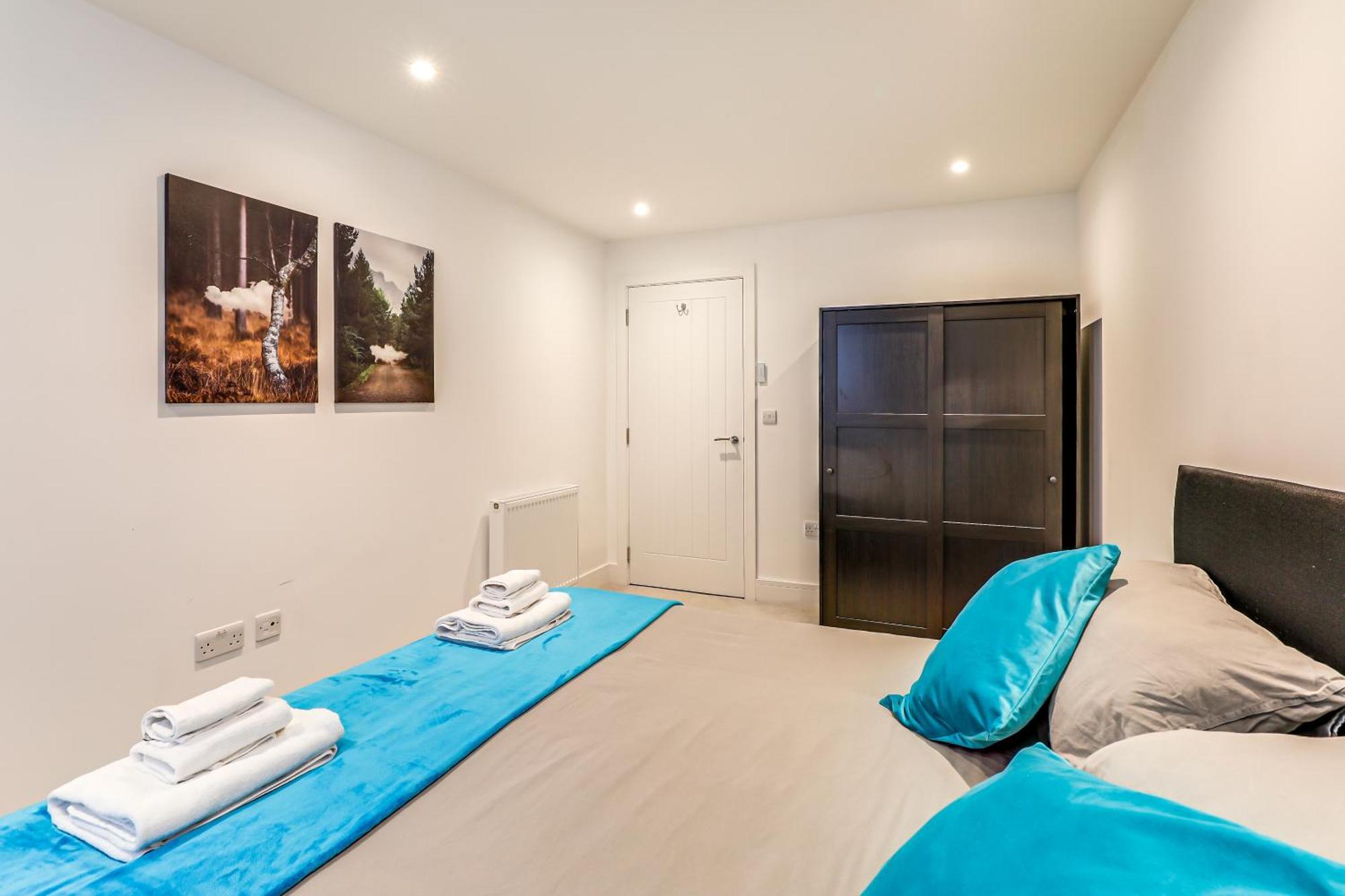Exceptionally Spacious Central Canterbury Home 外观 照片